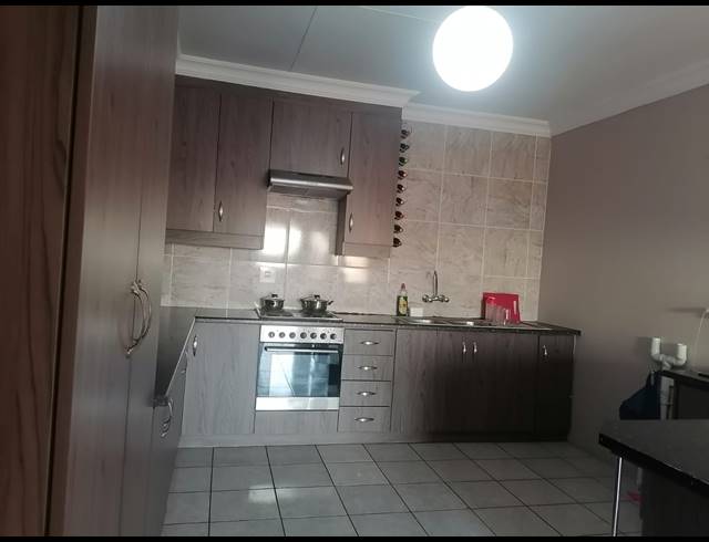 2 BEDROOM FLAT FOR SALE IN BERGSIG